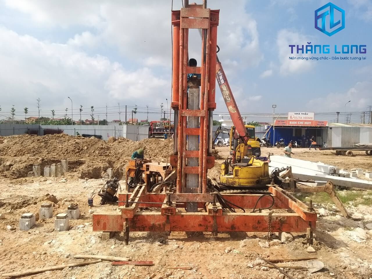 Thăng Long - Cọc Bê Tông Chèm thi công ép cọc THCS Ninh Sơn